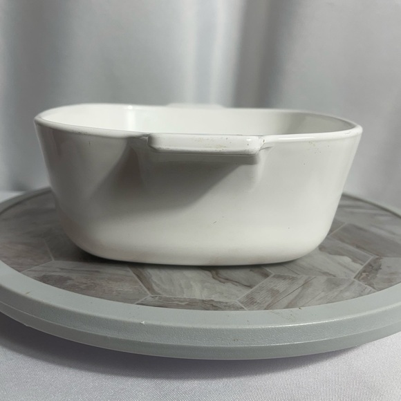 Vintage 1970's Corning Ware White Dish with Blue Floral Motif P-1½2-B .1½QT - Picture 4 of 11